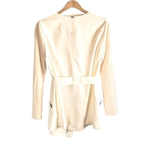 St. John Cream Ribbed Knit Sleeve Asymmetrical Zip Jacket - Picture 2 of 10